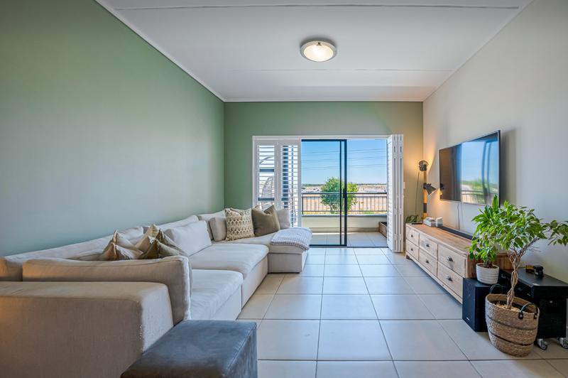 To Let 2 Bedroom Property for Rent in Sandown Western Cape